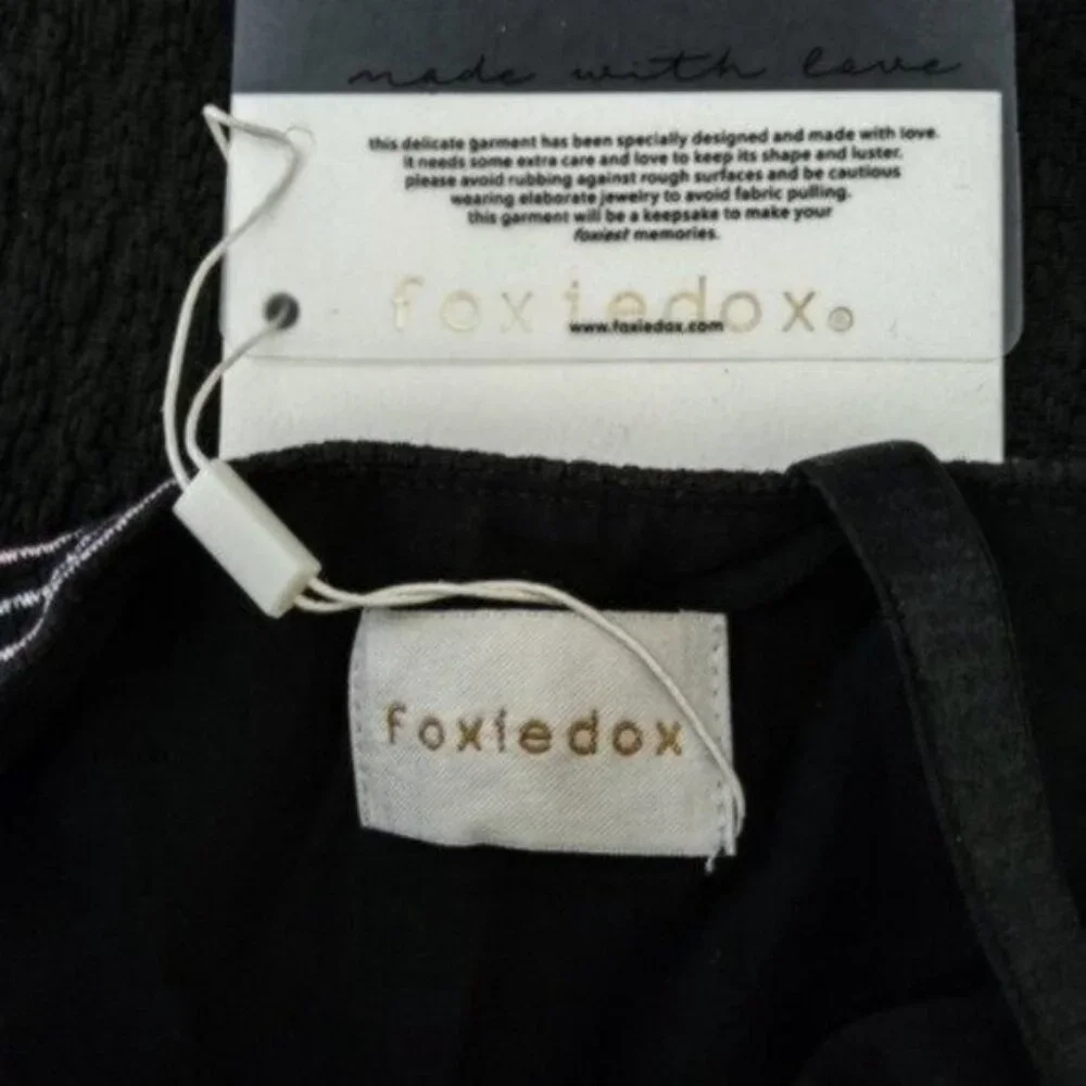 Foxiedox Retro Flowers Embroidered Midi Dress Black Size 4 - Picture 4 of 5